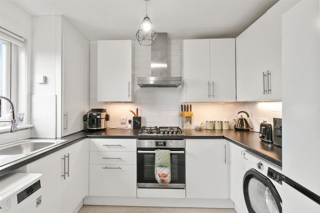 Additional image 4 of 2 bed terraced house for saleAshley Rise, Bonhill, Alexandria G83