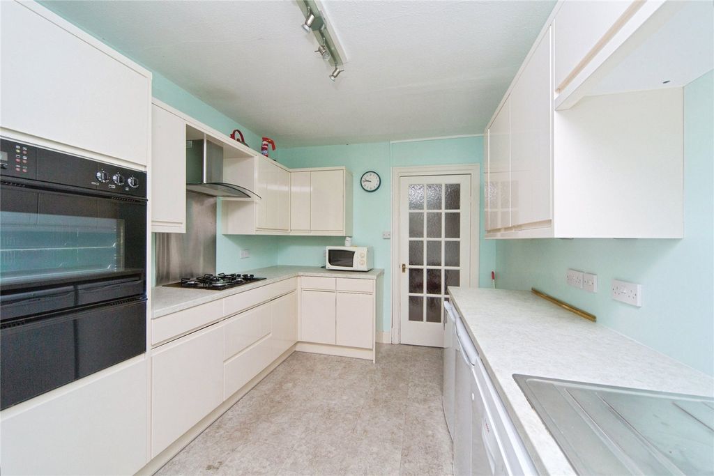 Additional image 17 of 2 bed flat for saleWarren Drive, Deganwy, Conwy LL31