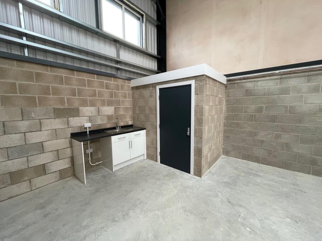 Additional image 3 of Unit 18, Momentum Business Centre, Haslingden Road, Guide, Blackburn, BB1 2NF