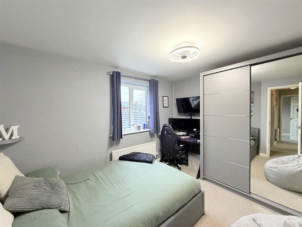 Additional image 9 of 4 bed detached house for saleBaron Avenue, Ashton-Under-Lyne OL6