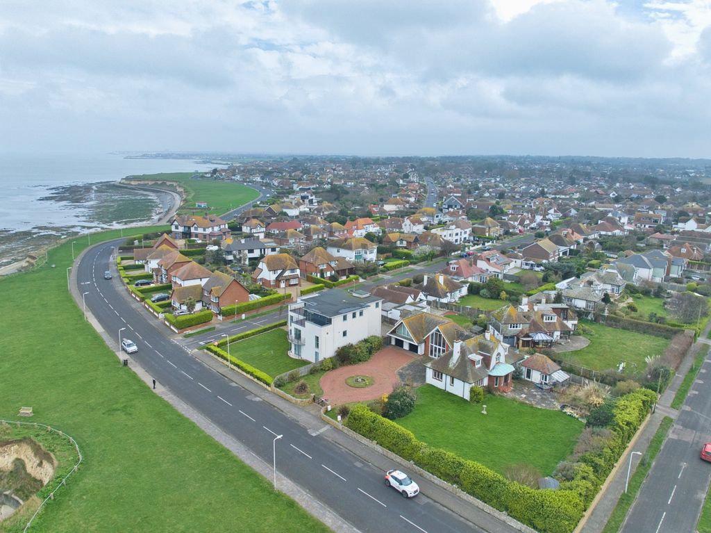 Additional image 21 of 2 bed flat for saleThe Parade, Birchington, Kent CT7