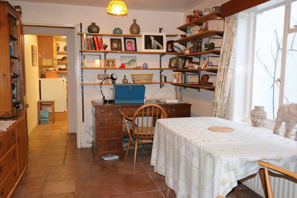 Additional image 5 of 4 bed terraced house for saleHenley Street, Alcester B49