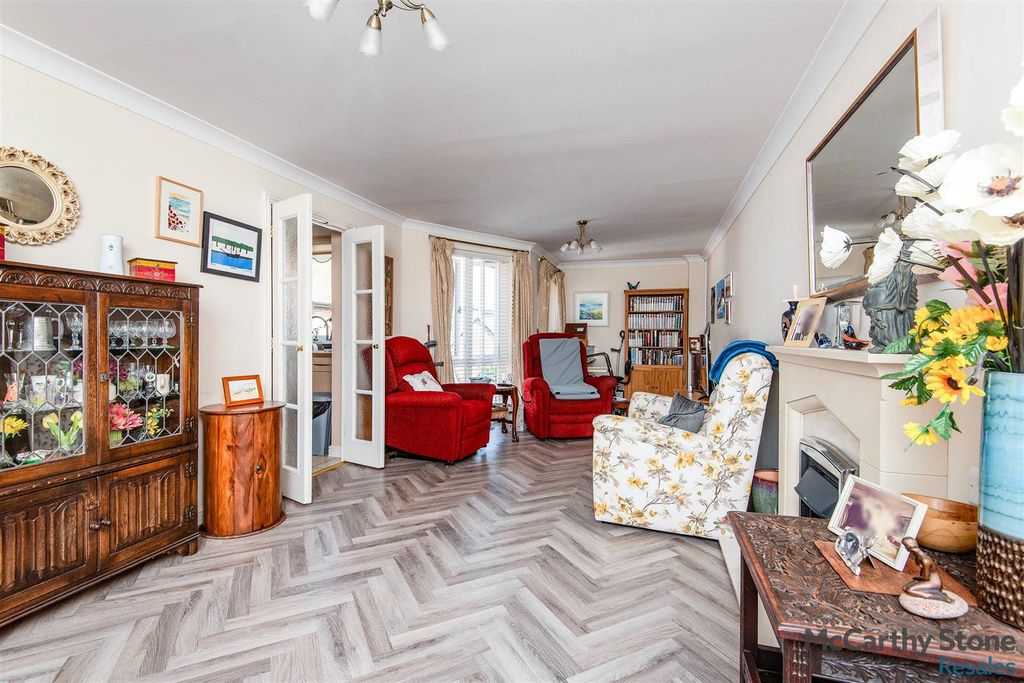 Additional image 2 of 2 bed flat for saleCaen Stone Court, Queen Street, Arundel BN18