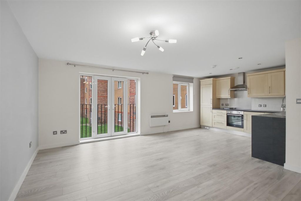 Additional image 4 of 2 bed flat for saleTapton Lock Hill, Tapton, Chesterfield S41