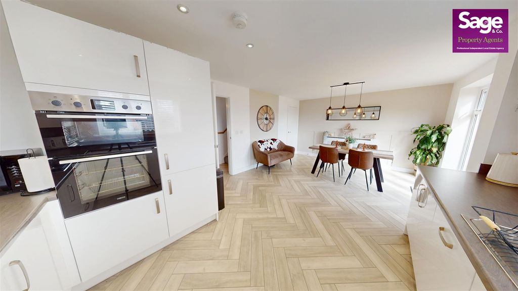 Additional image 10 of 4 bed detached house for saleHeol Lowri, Pontrhydyrun, Cwmbran NP44