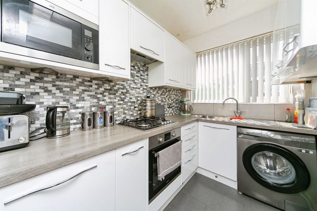 Additional image 9 of 3 bed semi-detached house for saleMallory Road, Tranmere, Birkenhead CH42
