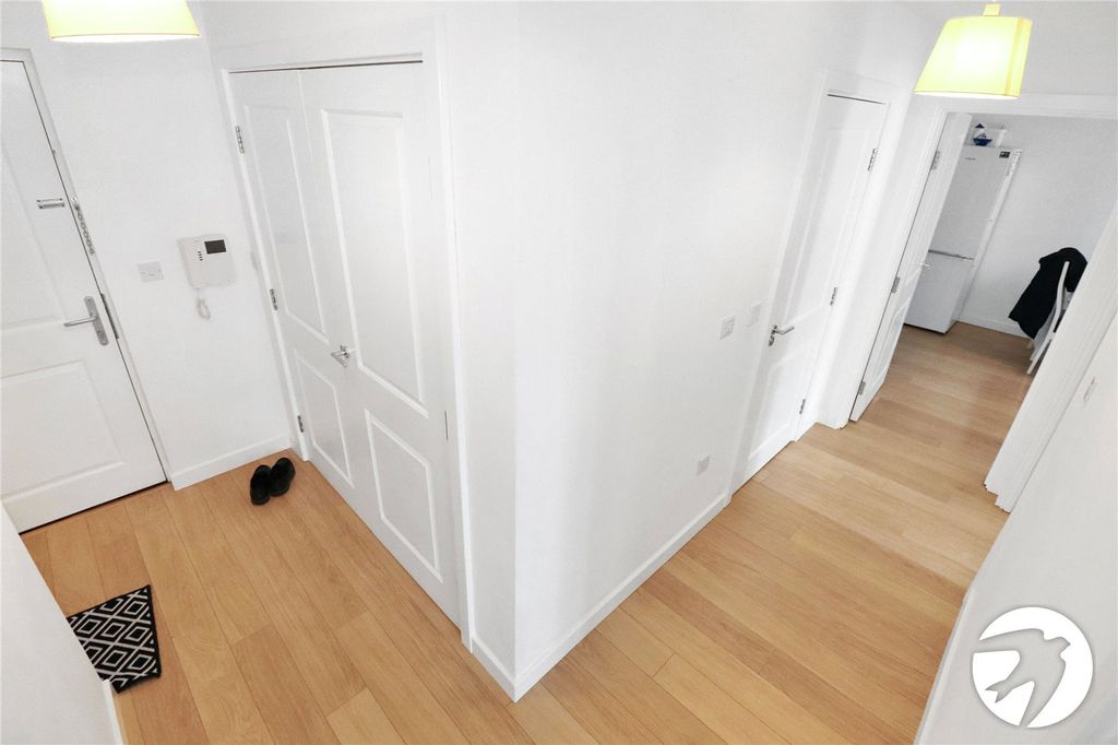 Additional image 14 of 2 bed flat for saleLittle Brights Road, Belvedere DA17