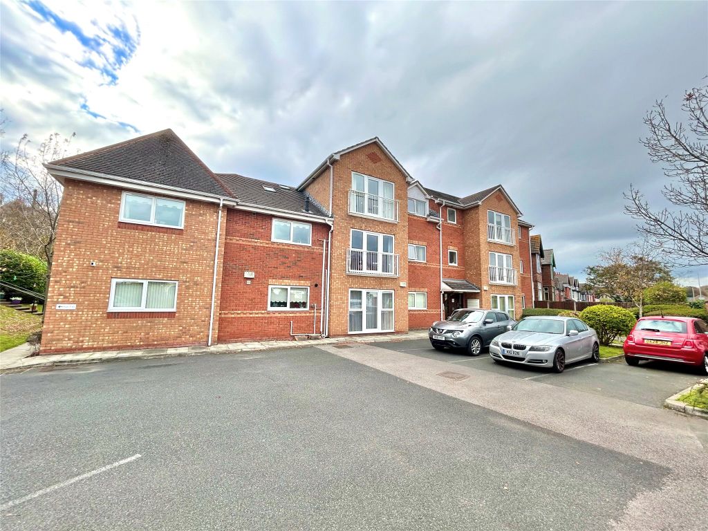 2 bed flat for saleStoreton Road, Prenton CH42