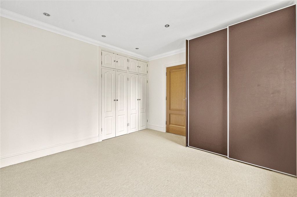 Additional image 35 of 5 bed detached house for saleQuinta Drive, Barnet EN5