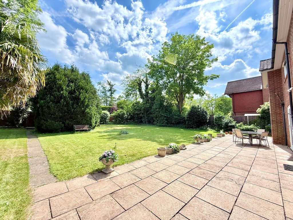 Additional image 13 of 4 bed detached house for saleGrays Lane, Ashtead KT21