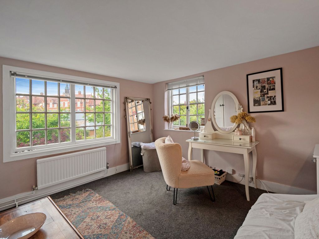 Additional image 17 of 4 bed semi-detached house for saleKimbolton Road Bedford, Bedfordshire MK40