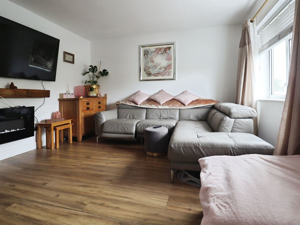 Additional image 4 of 3 bed semi-detached house for saleUphill Road, Llanrumney, Cardiff CF3
