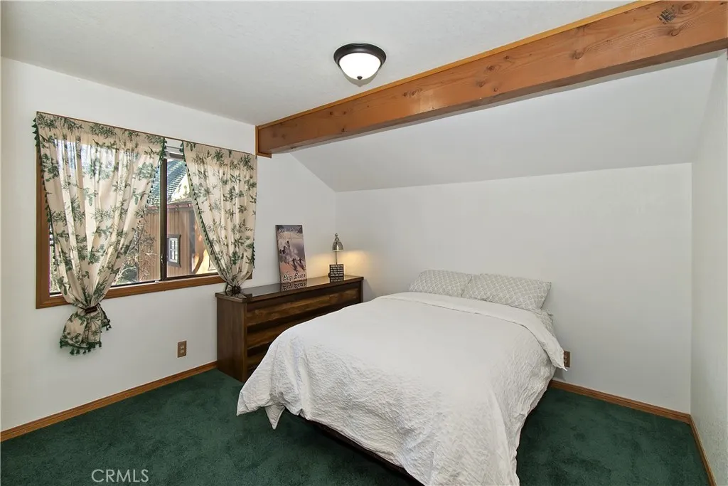 Additional image 21 of 843 Victoria Ln, Sugarloaf, CA 92386