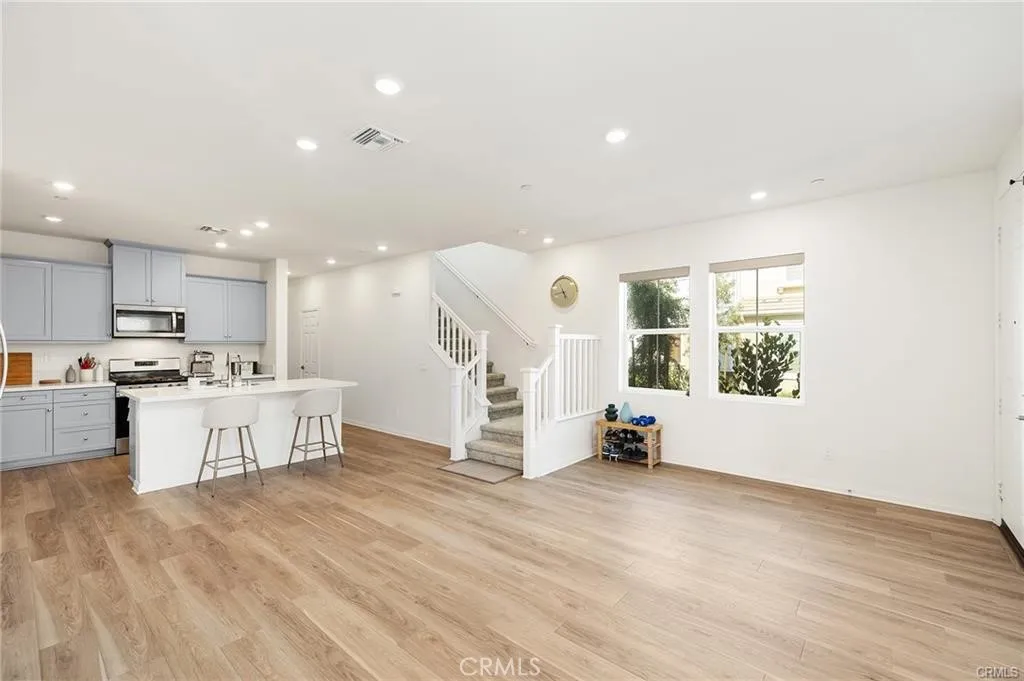 Additional image 10 of 3906 E Coronado Privado, Ontario, CA 91761