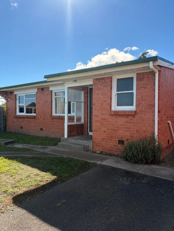 3/39 Woolven St, Youngtown TAS 7249
