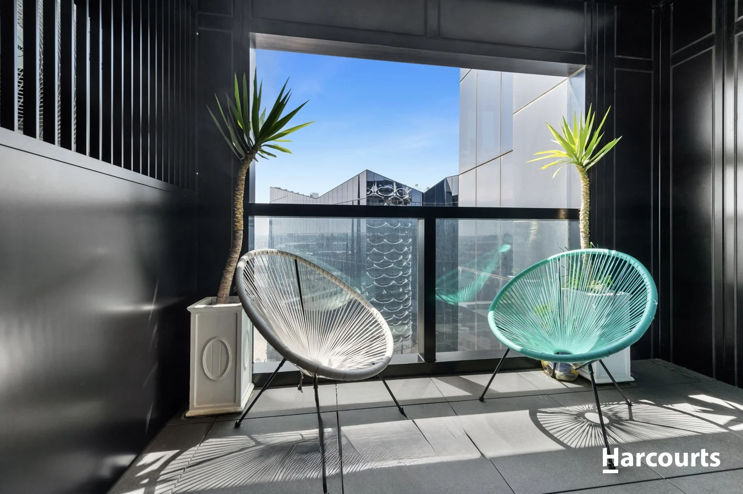 1507/8 Pearl River Road, Docklands VIC 3008
