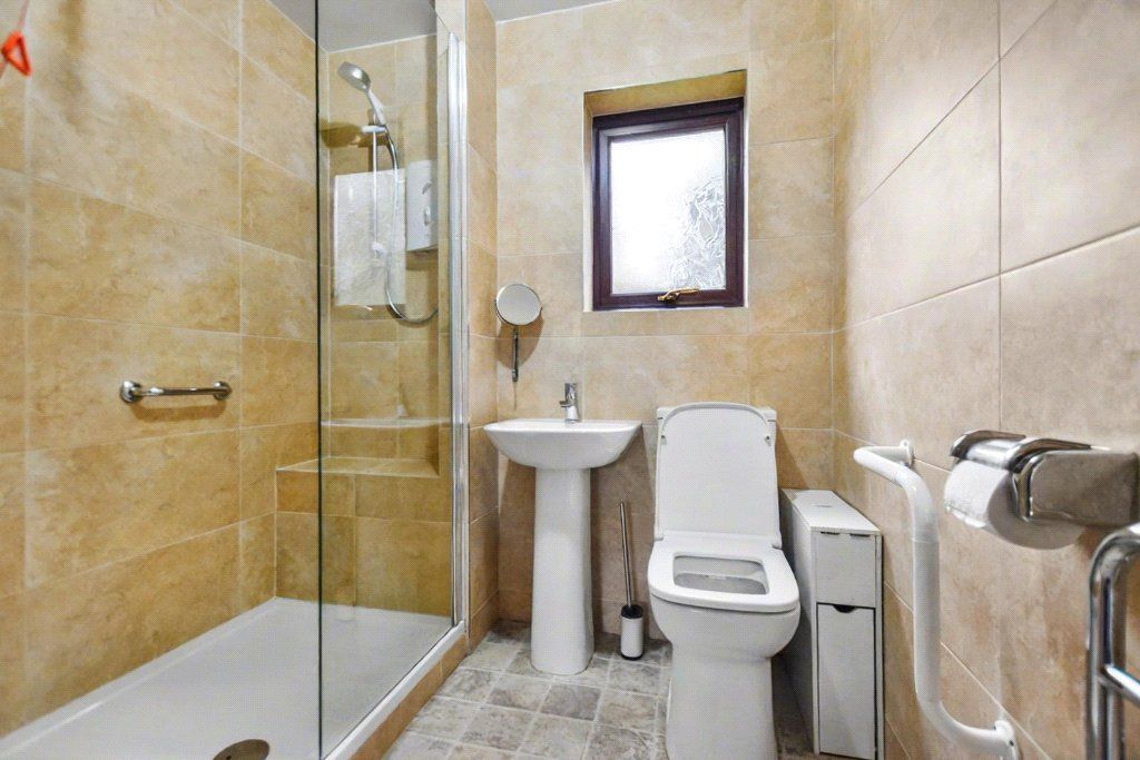 Additional image 9 of 2 bed flat for sale63 Guardian Mews, Lynwood Garth, Leeds, West Yorkshire LS12