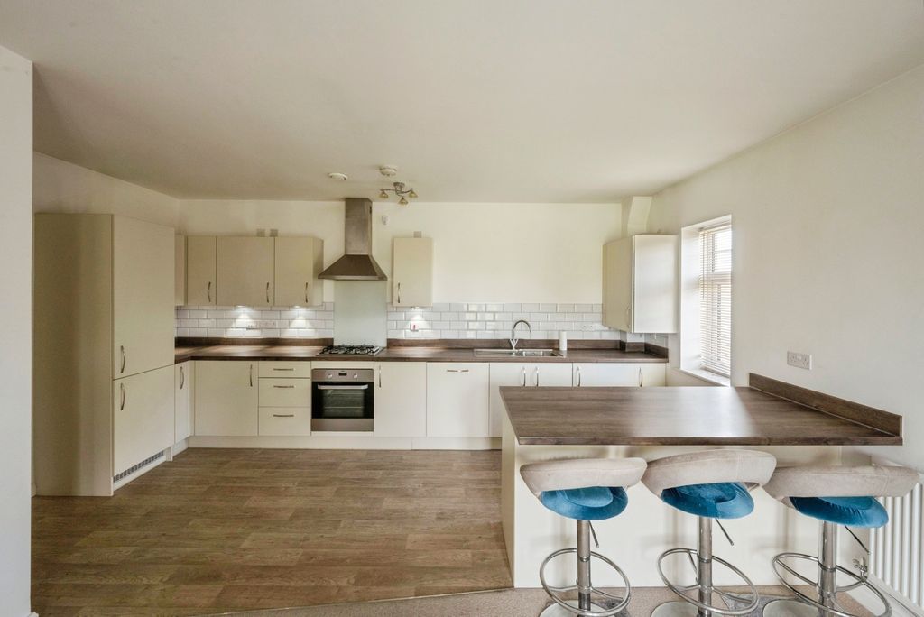 Additional image 2 of 2 bed flat for saleRosso Close, Doncaster, South Yorkshire DN4