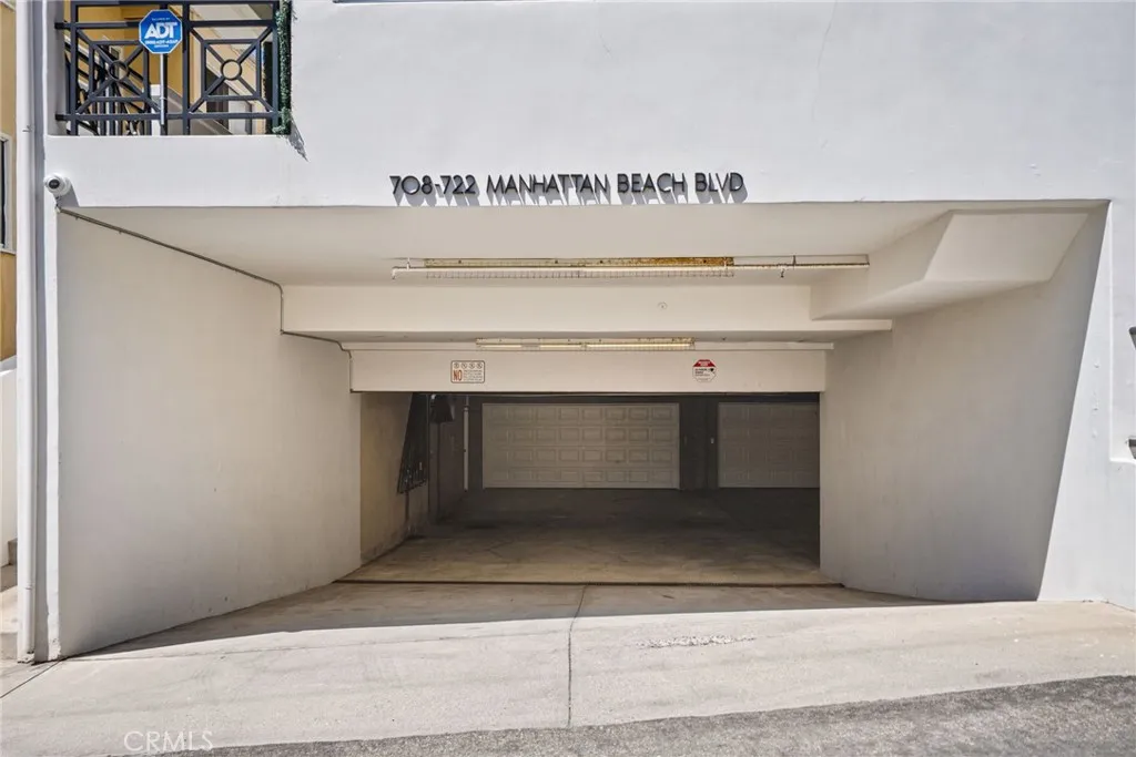 Additional image 89 of 720 Manhattan Beach Blvd, Manhattan Beach, CA 90266