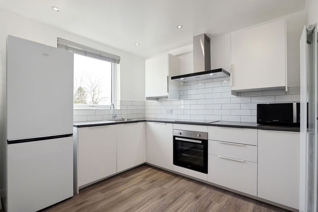 Additional image 8 of 3 bed flat for saleStirling Road, Drymen, Glasgow G63