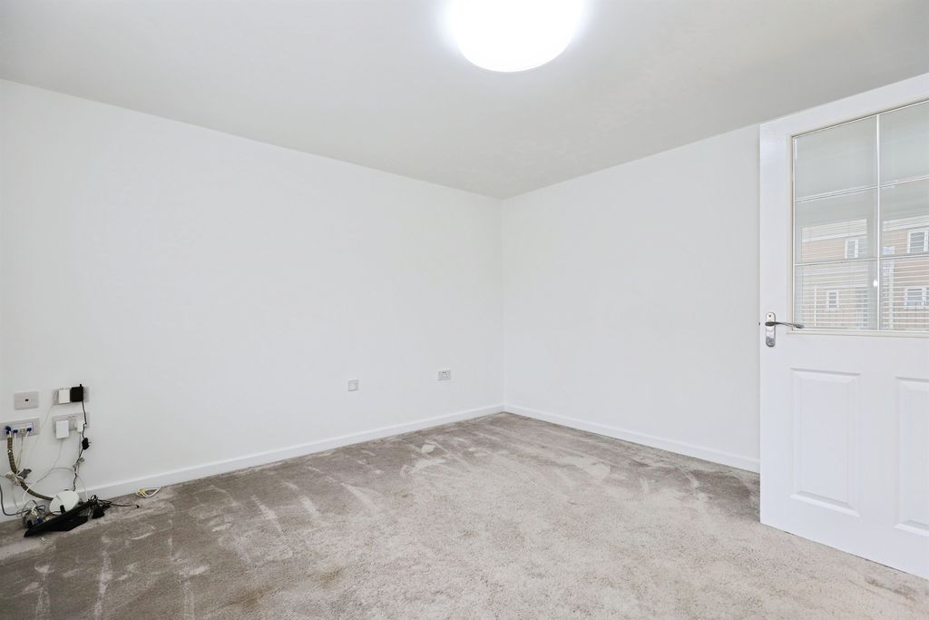 Additional image 8 of 3 bed detached house for saleBaobab Drive, Bilston WV14