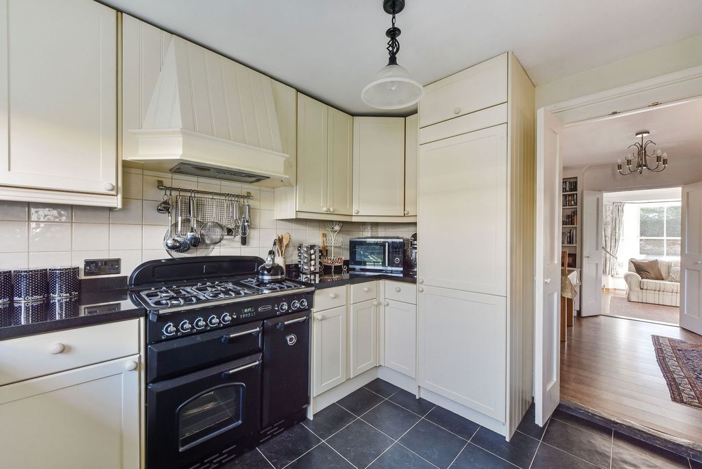 Additional image 12 of 2 bed end terrace house for saleHomelea, Pound Hill, Alresford SO24