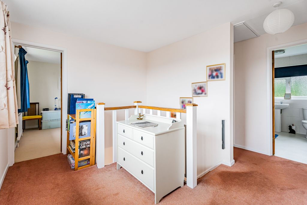 Additional image 16 of 5 bed detached house for saleTrevelyan Way, Berkhamsted HP4