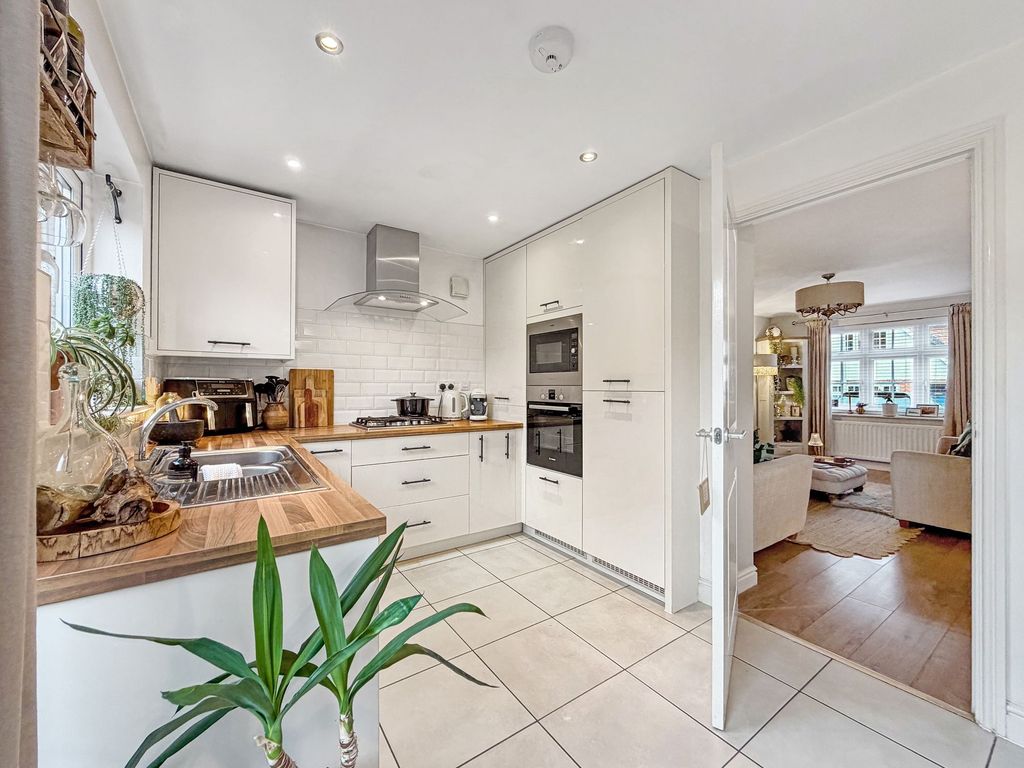 Additional image 7 of 3 bed terraced house for saleRiver Avenue, Trelewis CF46