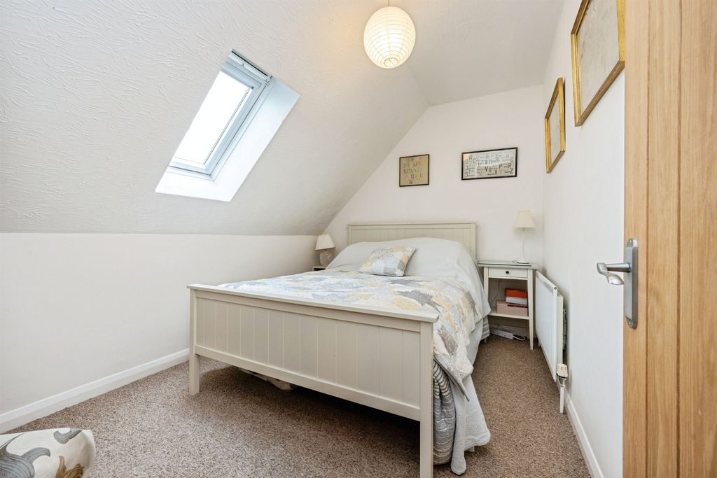 Additional image 24 of 4 bed detached house for saleBrook End, Weston Turville, Aylesbury HP22