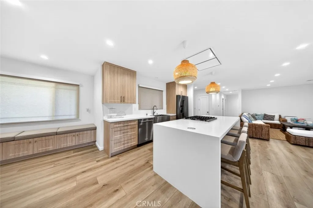 Additional image 75 of 17831 Fullerfarm Street, Northridge, CA 91325
