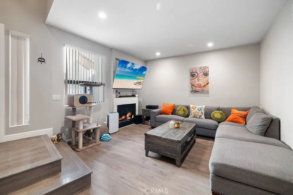 Additional image 19 of 1340 Glenwood Road Unit 8, Glendale, CA 91201