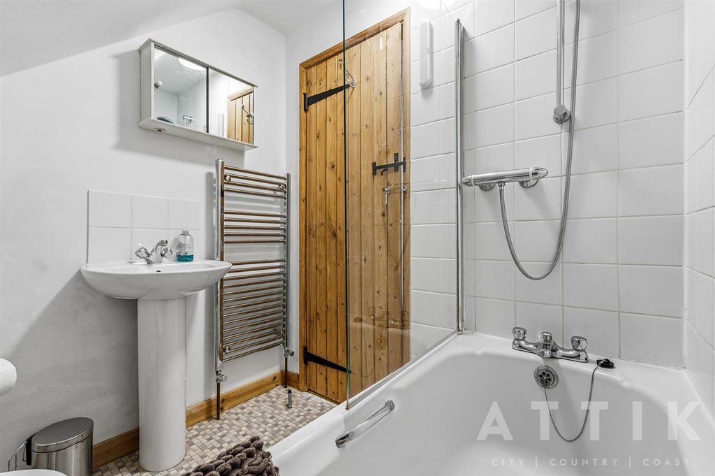 Additional image 72 of 5 bed equestrian for saleBarnaby Green, Wangford, Beccles NR34