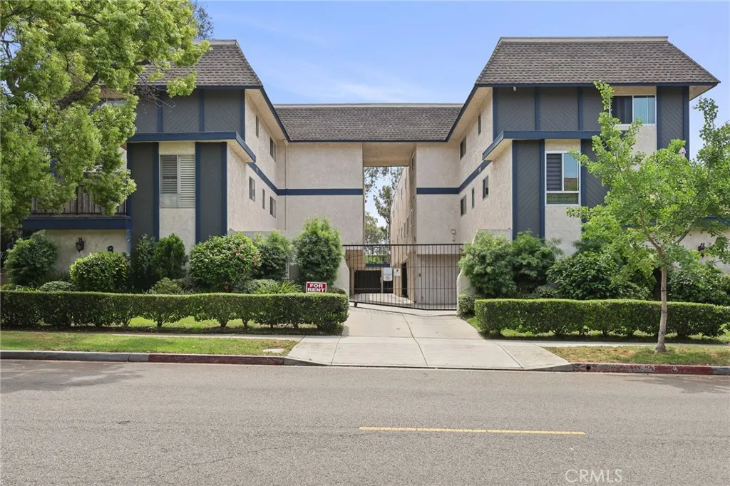 Additional image 80 of 412 Burchett St Unit 17, Glendale, CA 91203