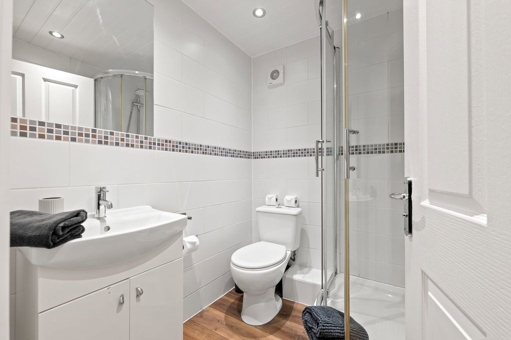 Additional image 10 of 1 bed flat for saleWards House, 153 Smedley Street, Matlock DE4