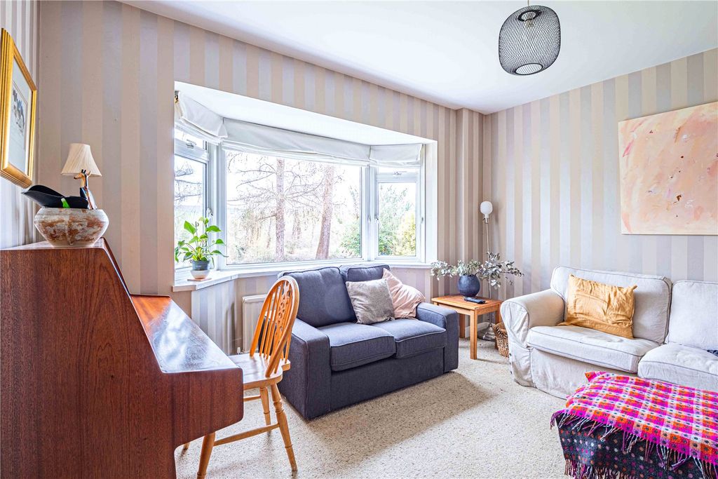 Additional image 12 of 6 bed detached house for saleLondon Road, Berkhamsted, Hertfordshire HP4