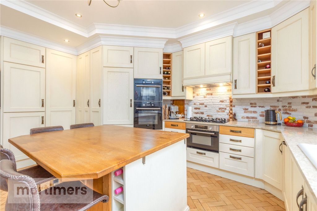 Additional image 21 of 4 bed semi-detached house for saleWillows Lane, Accrington, Lancashire BB5