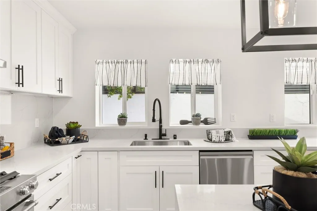 Additional image 12 of 5981 Pickford Street, Los Angeles, CA 90035