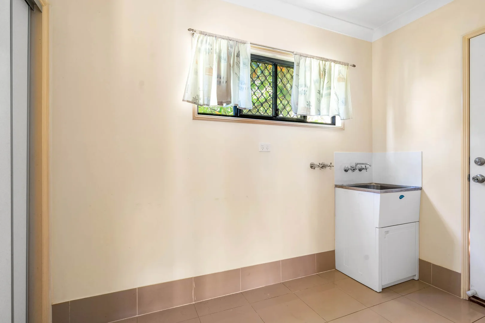 Additional image 10 of 21 Oasis Drive, Russell Island QLD 4184