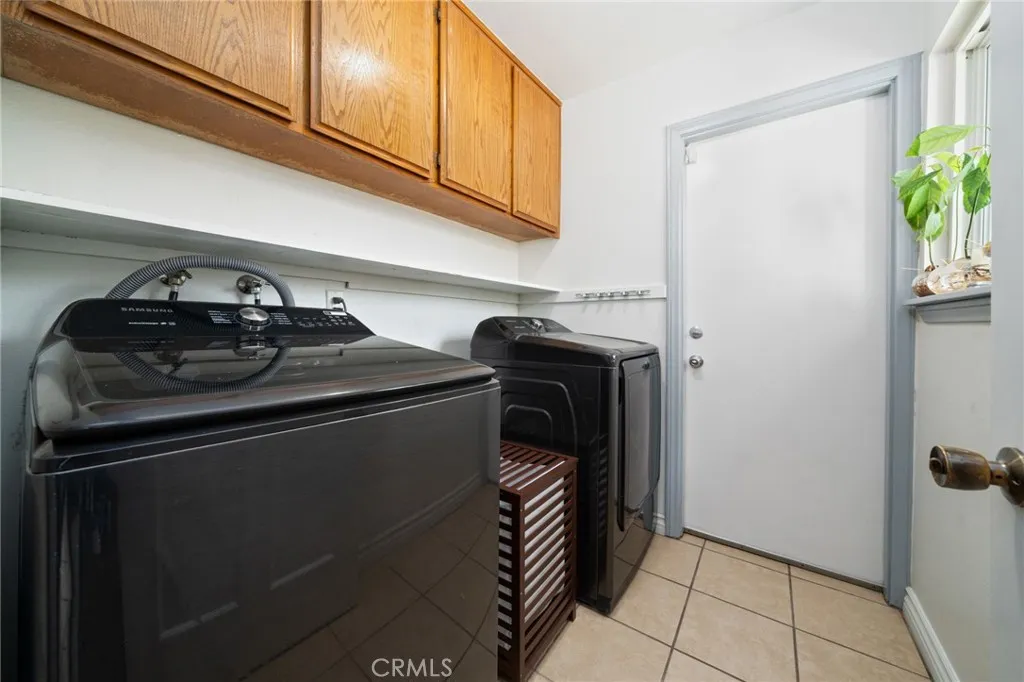 Additional image 16 of 682 W Cheshire St, Rialto, CA 92377