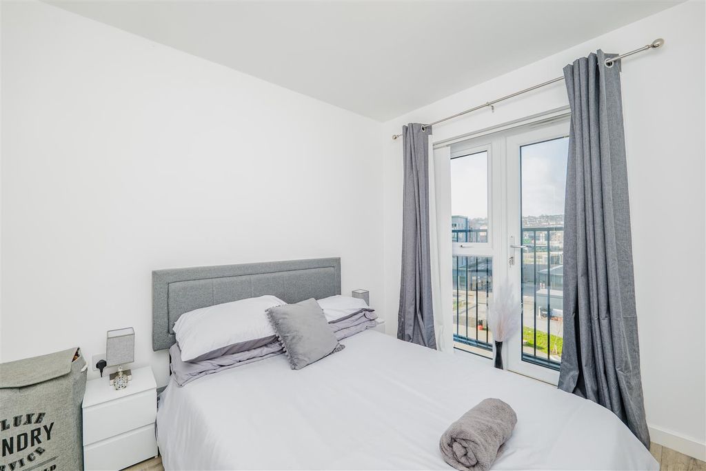 Additional image 9 of 2 bed flat for saleFfordd Penrhyn, Barry CF62