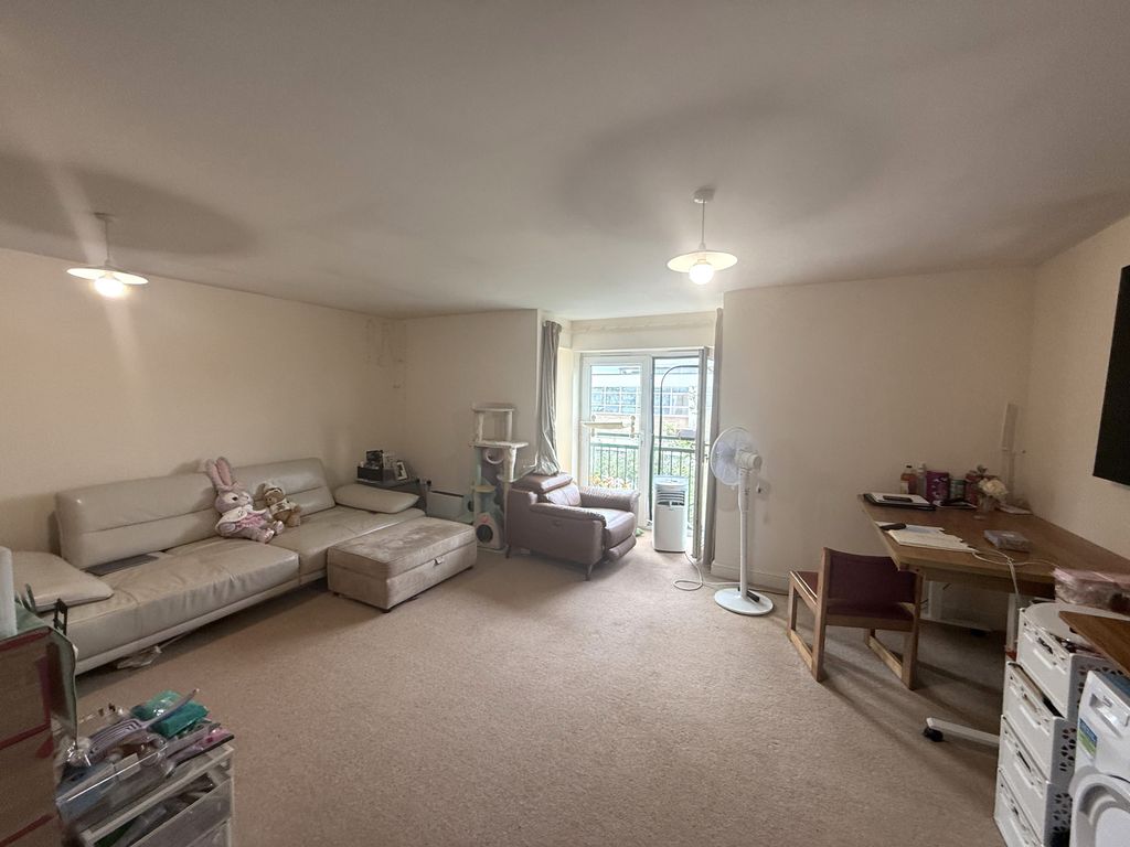 Additional image 2 of 2 bed flat for saleRiverside Drive, Lincoln LN5