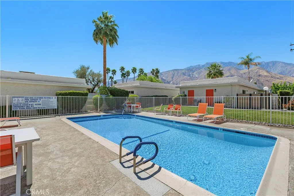 Additional image 2 of 816 E Cottonwood Road Unit 4, Palm Springs, CA 92262