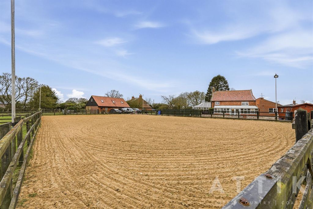 Additional image 88 of 5 bed equestrian for saleBarnaby Green, Wangford, Beccles NR34