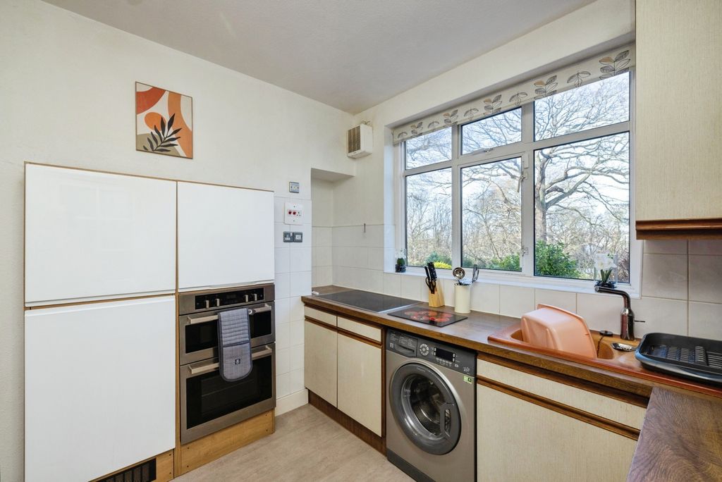 Additional image 17 of 5 bed detached house for saleSouthend Road, Beckenham BR3