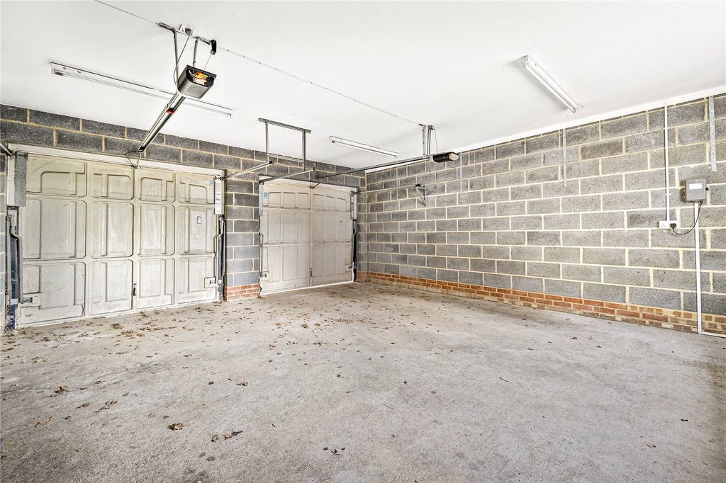 Additional image 12 of 5 bed detached house for saleQuinta Drive, Barnet EN5
