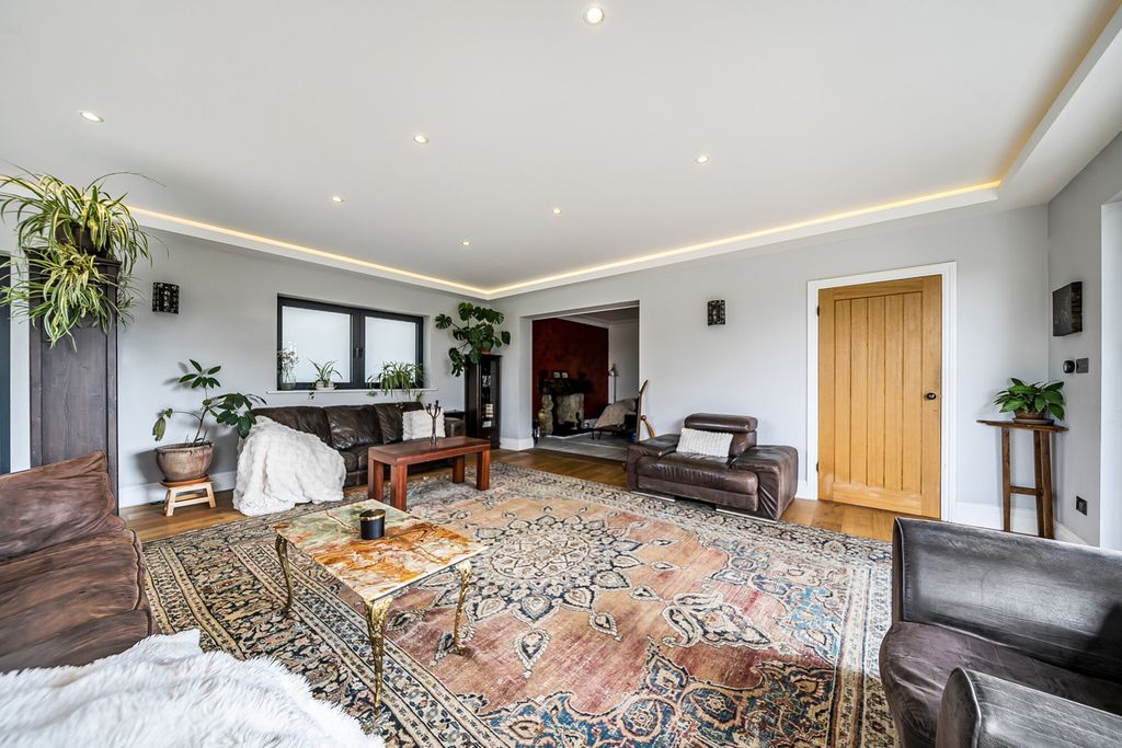 Additional image 52 of 5 bed detached house for saleFremantle Road, Belvedere DA17