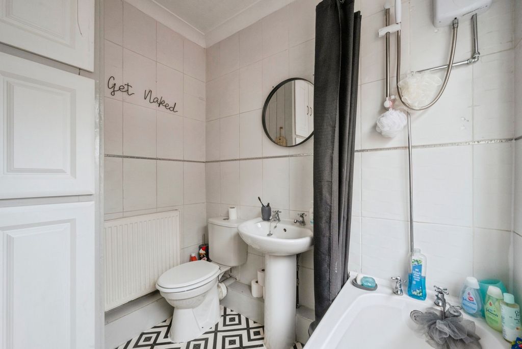 Additional image 5 of 4 bed semi-detached house for saleRufford Road, Doncaster, South Yorkshire DN4