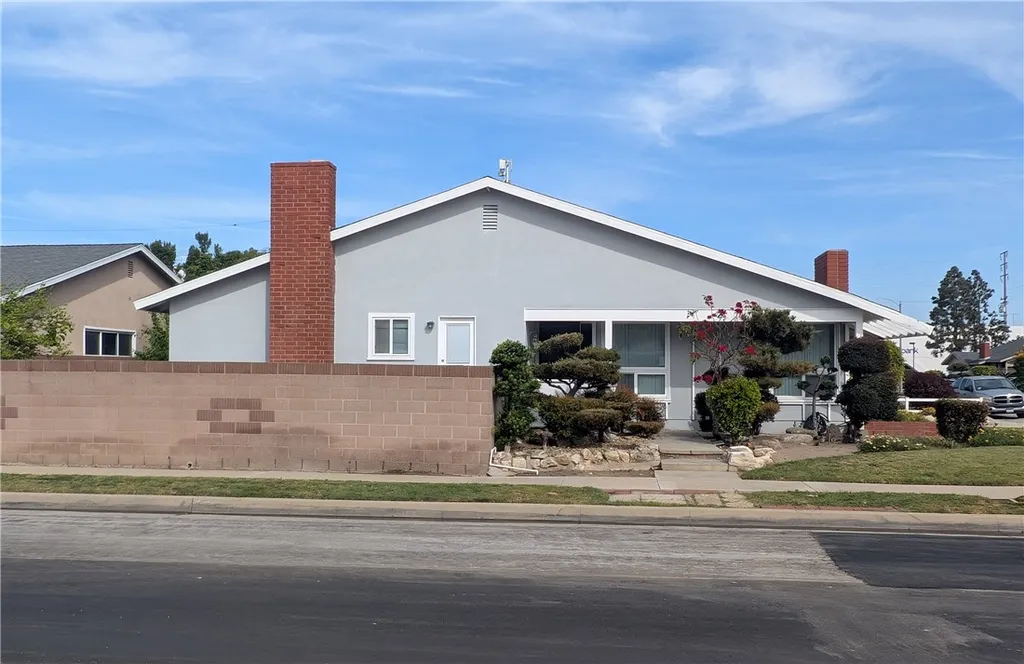 Additional image 3 of 18426 Manhattan Place, Torrance, CA 90504