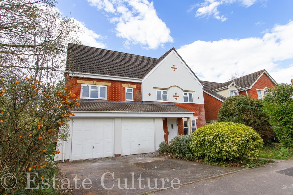 Additional image 2 of 7 bed detached house for salePrimrose Drive, Bedworth CV12