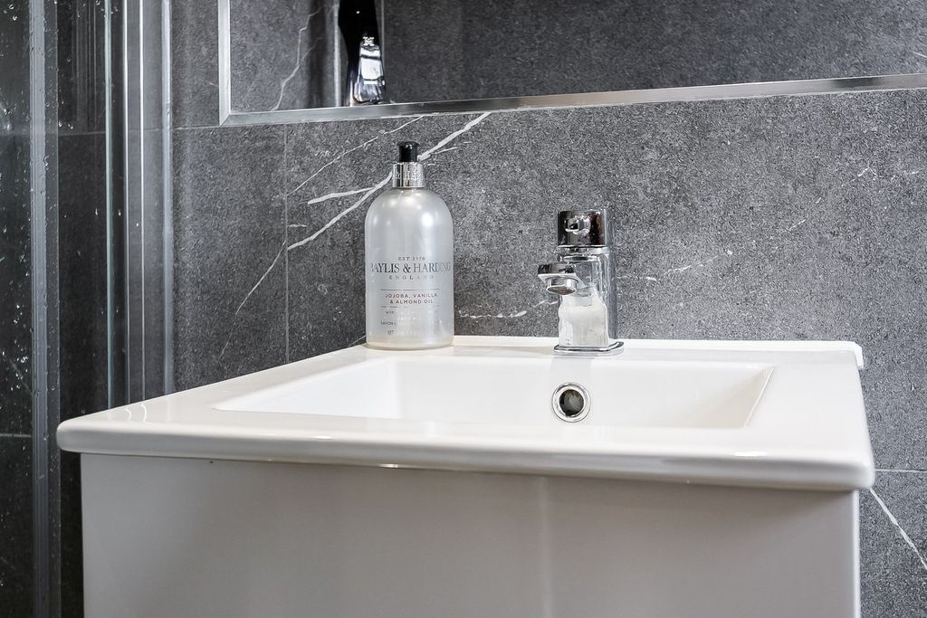 Additional image 18 of 4 bed semi-detached house for saleFernieside Place, Edinburgh EH17